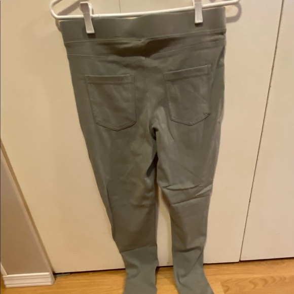 Black and grey leggings - Picture 5 of 5